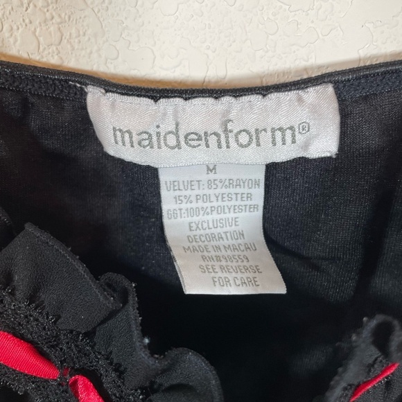 Maidenform Vintage Black & Red Velvet Y2K camisole - Picture 5 of 7